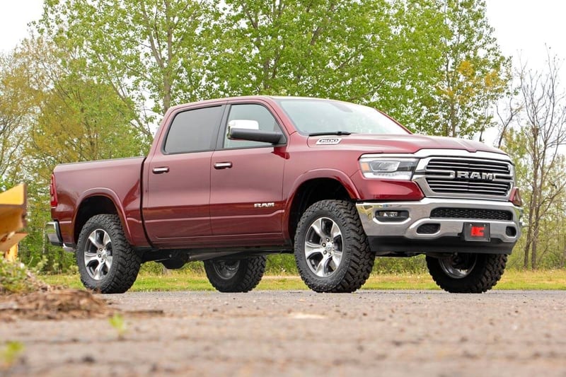 Kit de suspensión completa 3.5" Rough Country N3 RAM 1500 (19+)